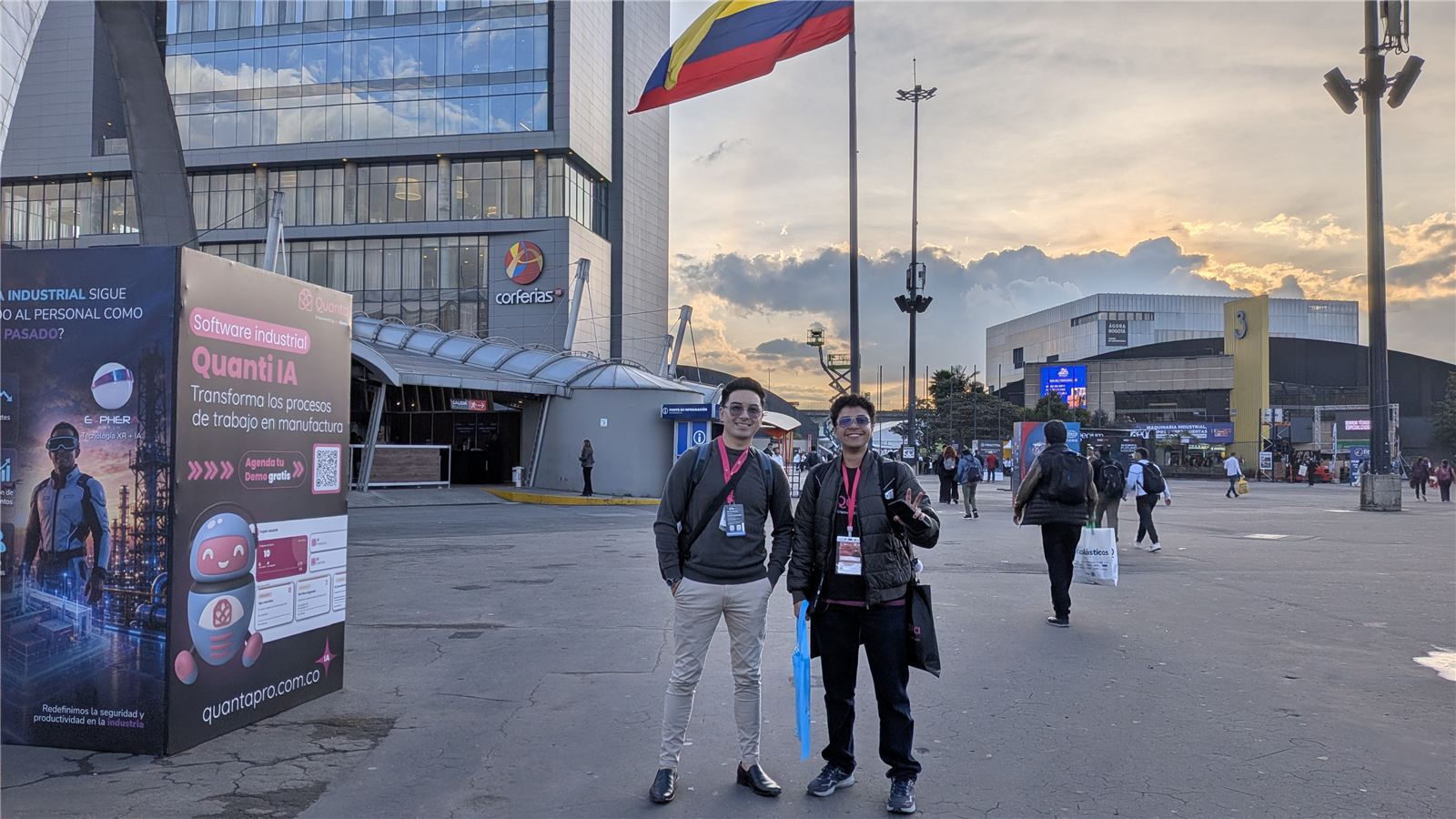 Pendón de Quanti IA en Corferias durante la FIB 2026